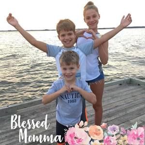 Meet your Posher, Elizabeth